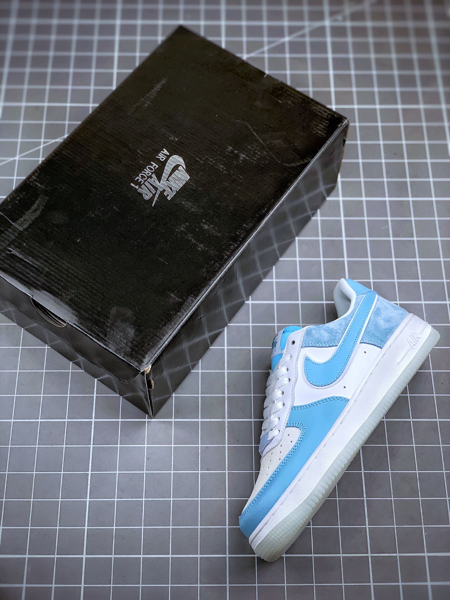 190 Nike Air Force 1 拼接风格 浅蓝满天星 AO2425-201