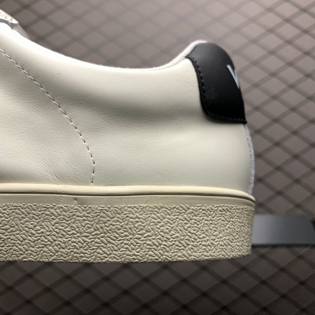 230 INS爆款 街拍频繁上镜 Veja Leather Extra Sneakers  法国国民V字经典小白板鞋 春季入夏简约百搭款