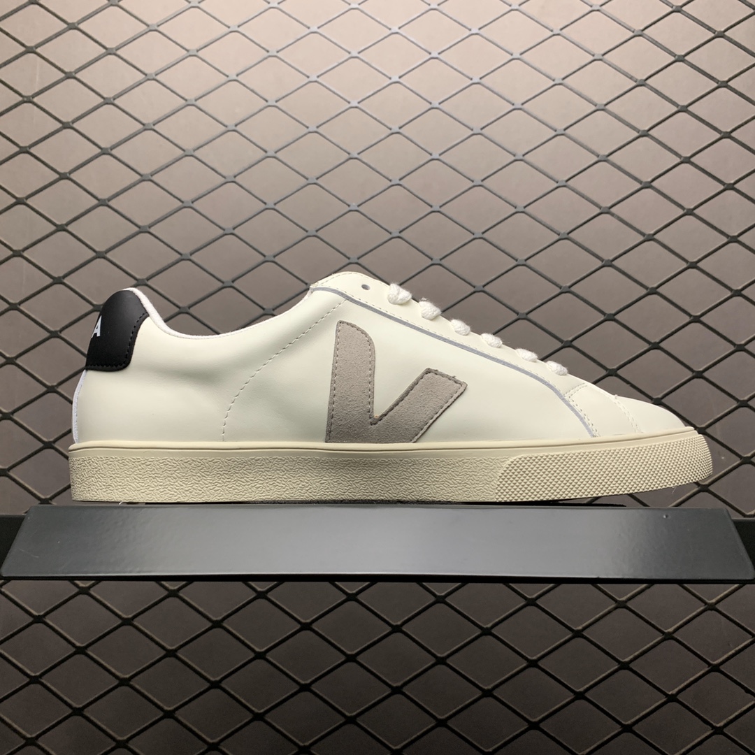 230 INS爆款 街拍频繁上镜 Veja Leather Extra Sneakers  法国国民V字经典小白板鞋 春季入夏简约百搭款