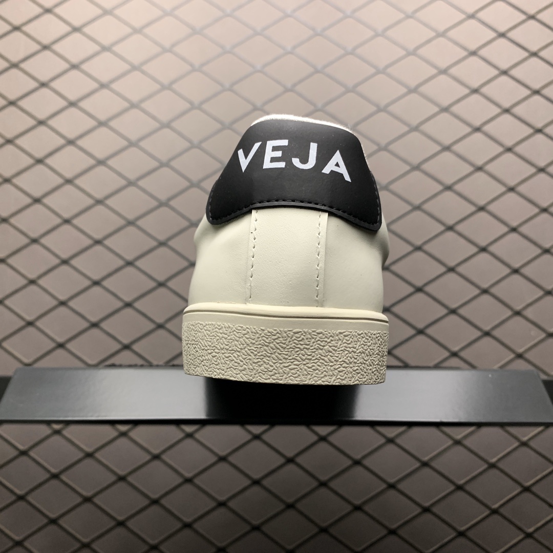 230 INS爆款 街拍频繁上镜 Veja Leather Extra Sneakers 法国国民V字经典小白板鞋 春季入夏简约百搭款 全头层进口牛皮-莆田鞋,莆田鞋货源,高仿鞋,高仿鞋货源,安福档口,莆田高仿鞋,莆田鞋批发,高仿鞋批发,莆田高仿运动鞋,高仿运动鞋,莆田运动鞋 230 INS爆款 街拍频繁上镜 Veja Leather Extra Sneakers 法国国民V字经典小白板鞋 春季入夏简约百搭款 全头层进口牛皮