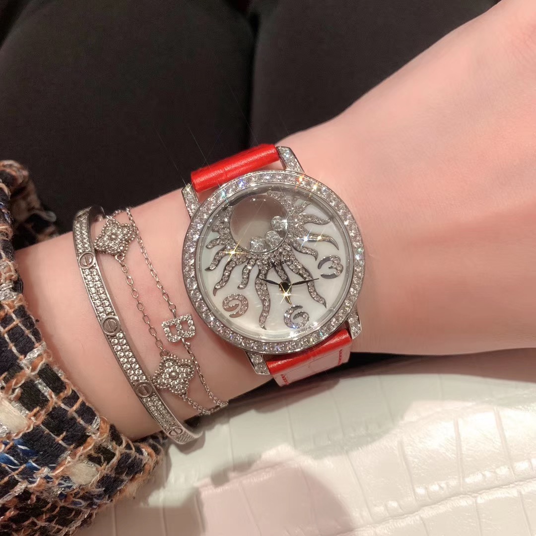 Chopard 萧邦全新HAPPY DIAMONDS系列腕表