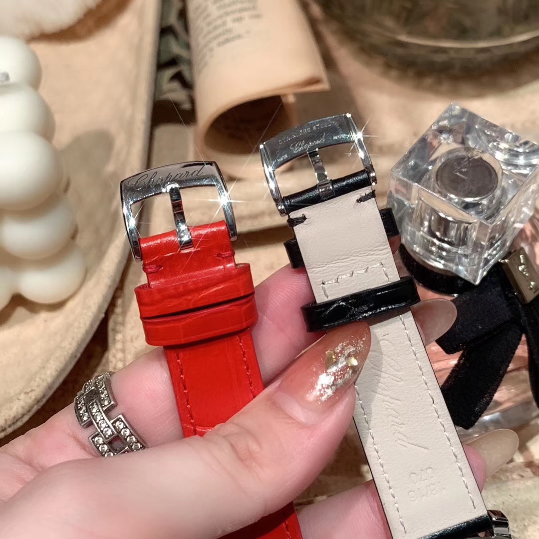 Chopard 萧邦全新HAPPY DIAMONDS系列腕表