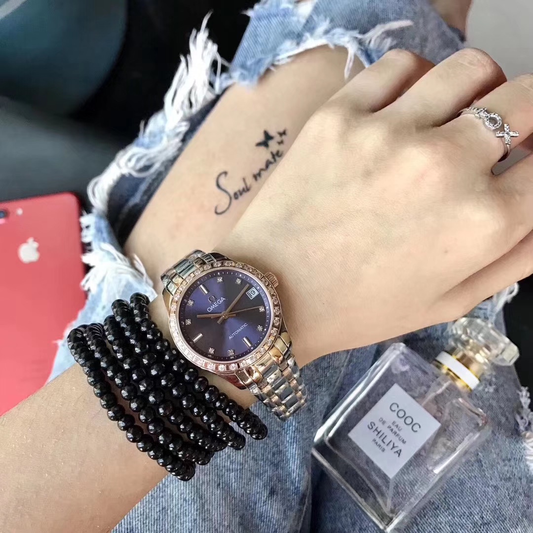 Omega 最新机械女款欧米茄 优雅美艺 养眼吸睛 壳体与表带采用316L精钢材质打造而成