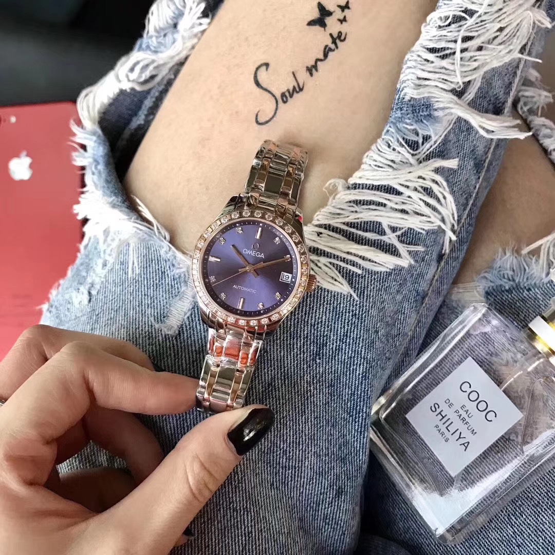 Omega 最新机械女款欧米茄 优雅美艺 养眼吸睛 壳体与表带采用316L精钢材质打造而成