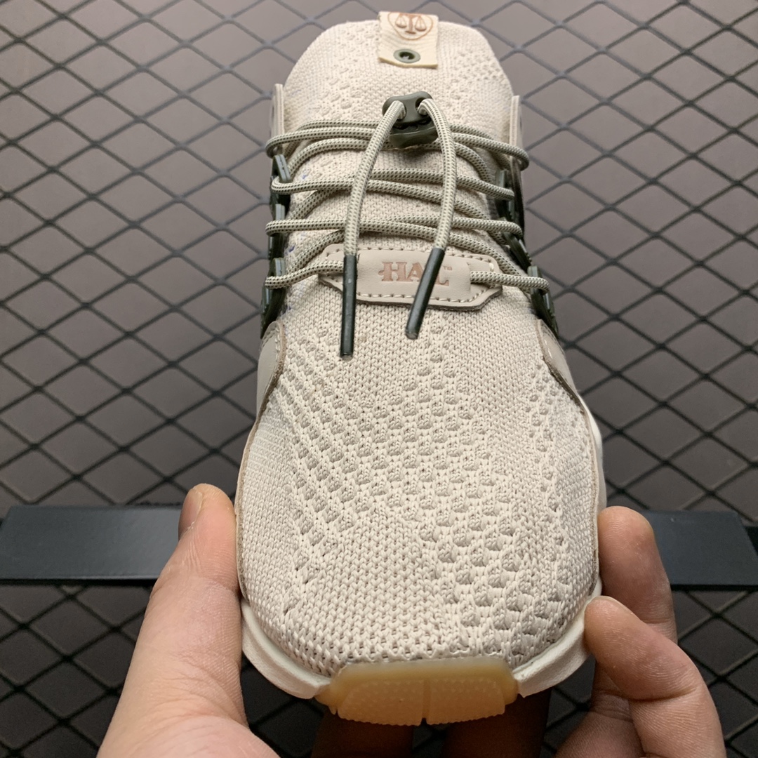 130  Adidas 阿迪达斯 x Highs and Lows EQT Support ADV 限量联名跑步鞋 CM7873