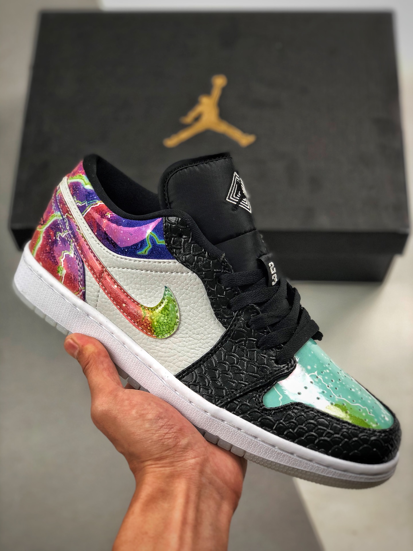 Apoyo contra reembolso Air Jordan 1 Low cielo estrellado, suela luminosa + tema espacial‼ Zapatos originales de la empr…