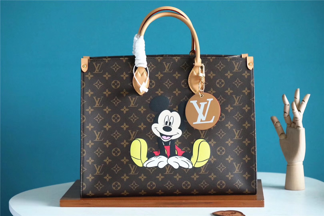 Louis Vuitton LV Onthego Luxury
 Handbags Tote Bags Black Printing Mini M44576