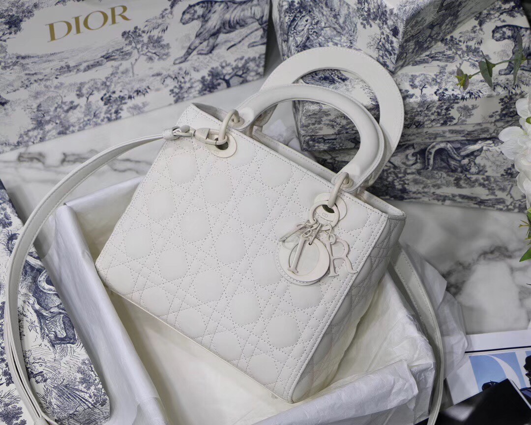 DIOR Lady Dior сумка малочна-белага колеру, матавая скура calfskin, ручная сумка