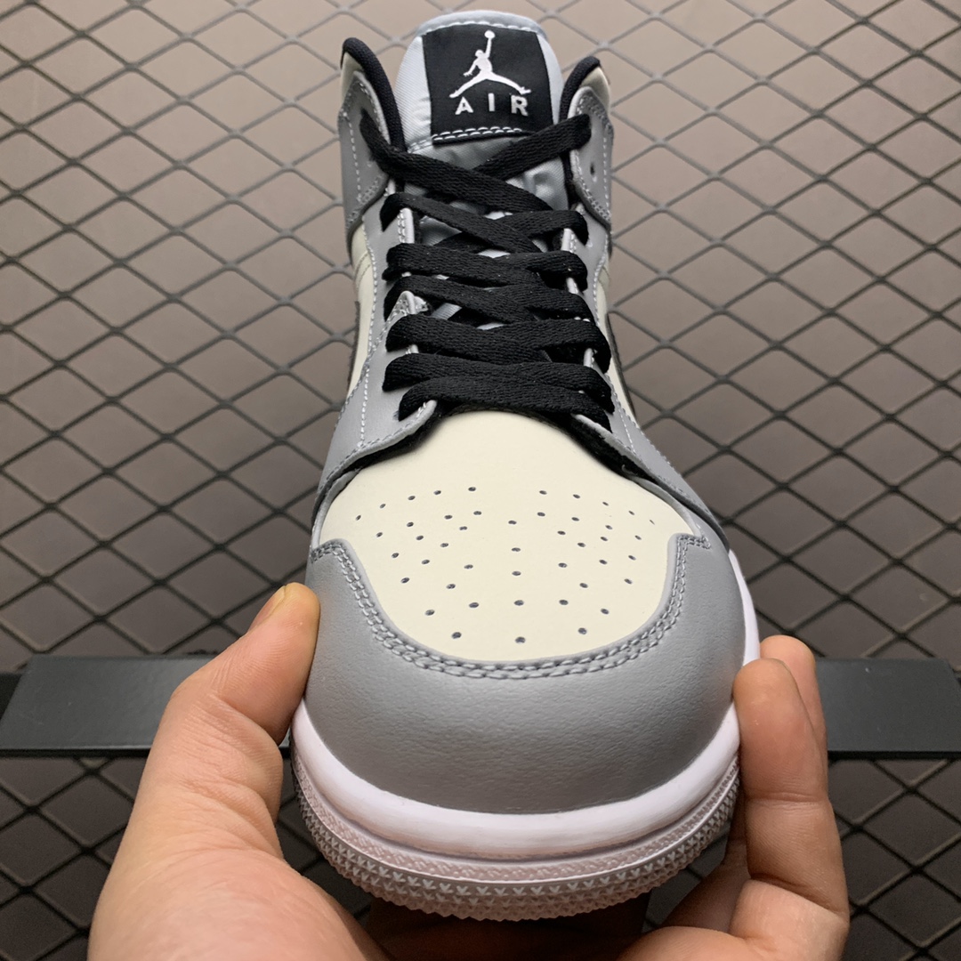 240 Air Jordan 1 Mid AJ1乔1中帮文化篮球鞋 554724-092