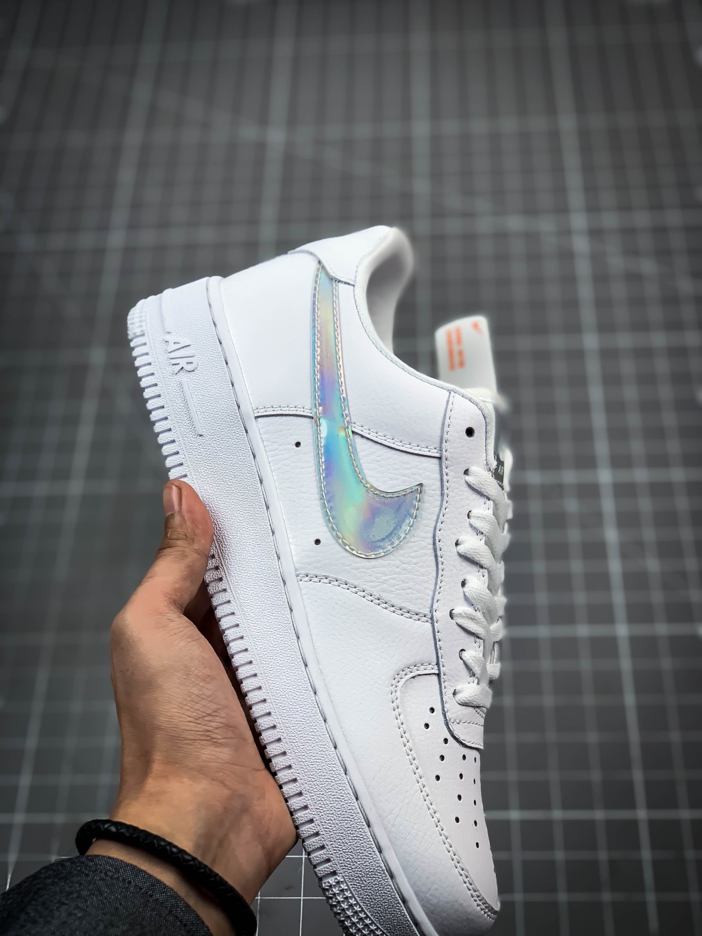 220 公司级 原装 层头 皮革耐克 Nike Air Force 1 Low 白镭射 空军一号低帮百 休搭 闲运 板动 鞋CJ1646-100