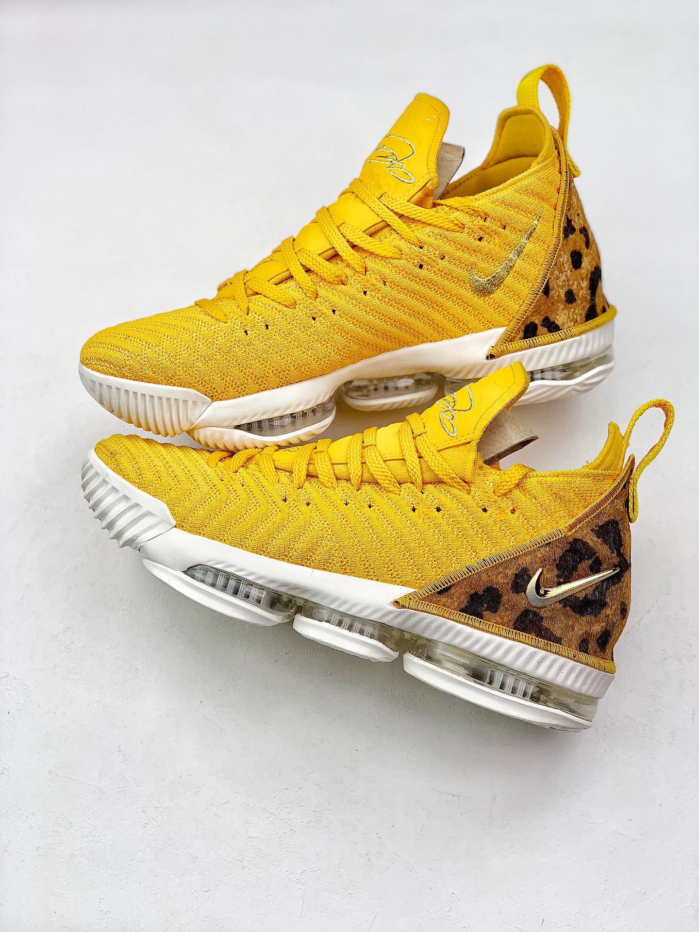 特价 190 Nike Lebron XVI EP 詹姆斯 纯原最高工艺  纯原配色 Nike Lebron XVI EP
