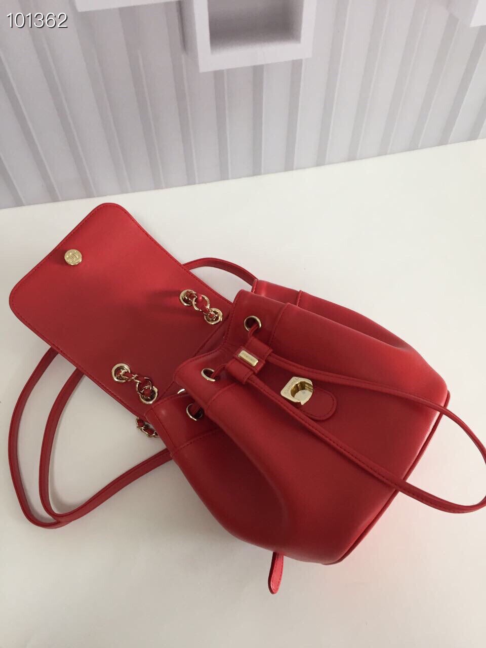 Chanel Xiaoxiang 2019 Drawstring Double-C Logo Backpack: Quick Fashion Cute Design - 图片 6