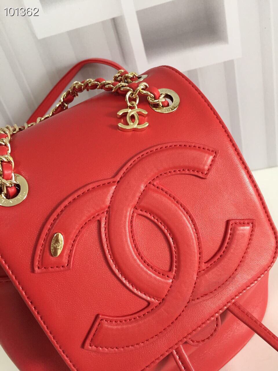 Chanel Xiaoxiang 2019 Drawstring Double-C Logo Backpack: Quick Fashion Cute Design - 图片 3