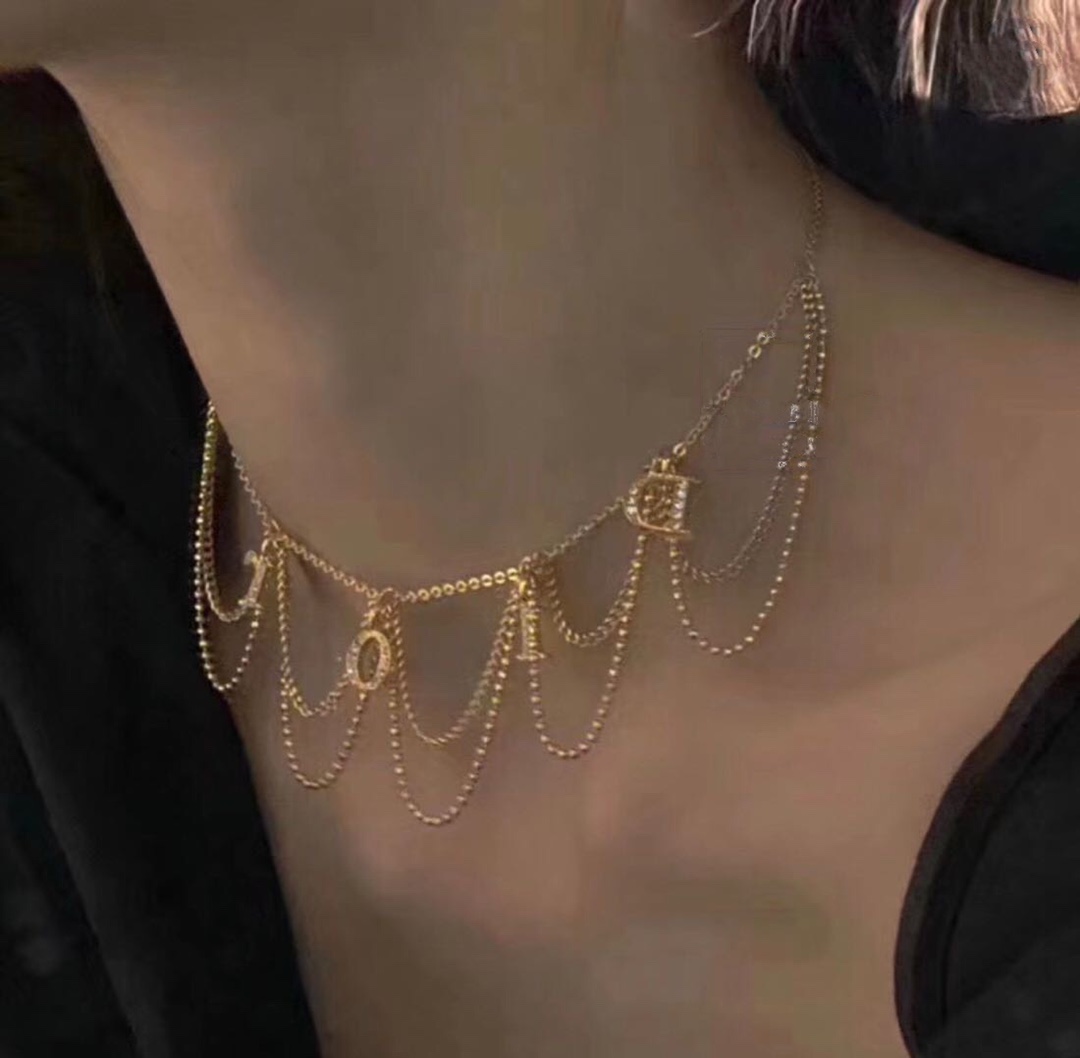 Dior Di0r 新款字母项链