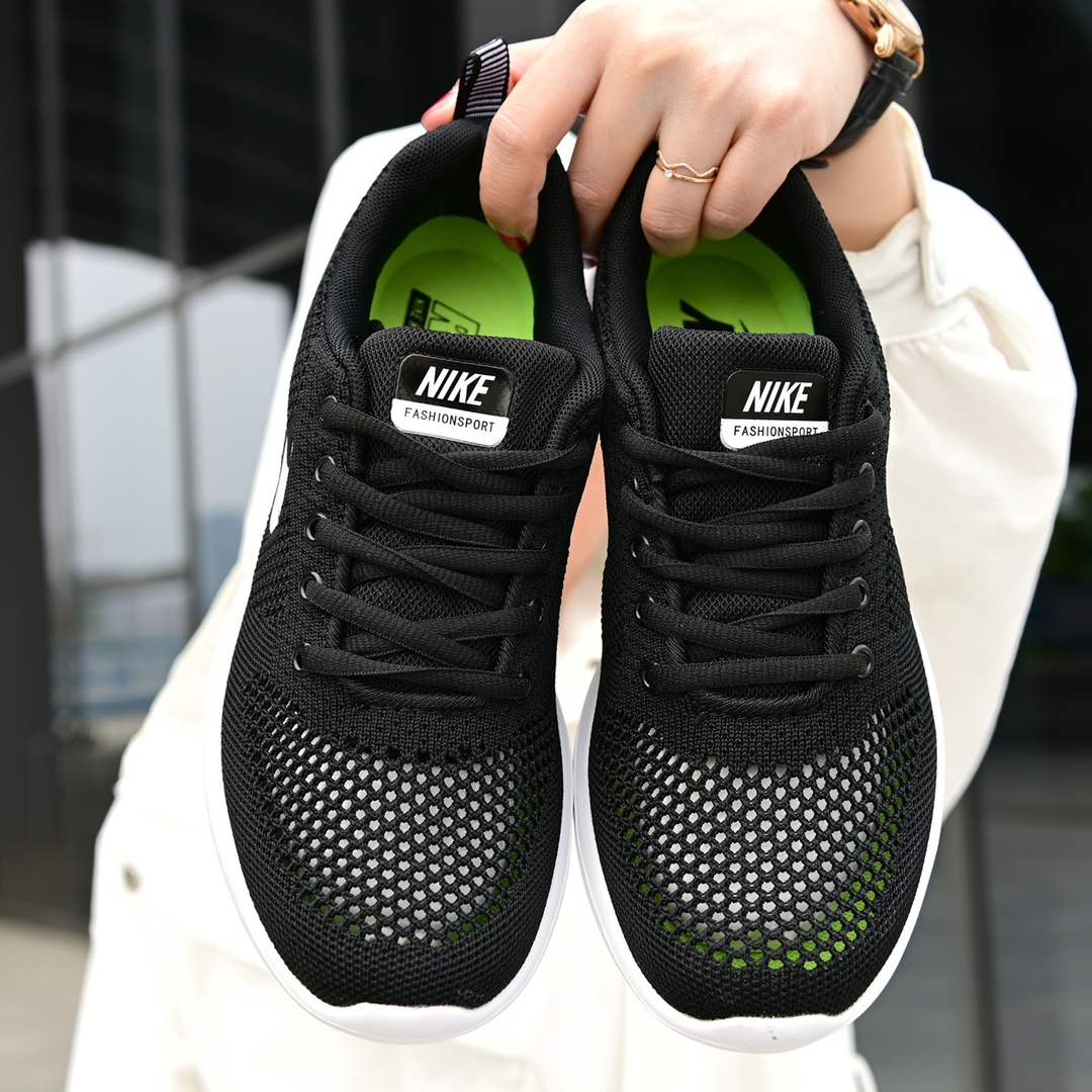 90 Nike AIR ZOOM Mariah Flyknit Racer 耐克 针织透气面 舒适脚感 百搭休闲运动跑步鞋