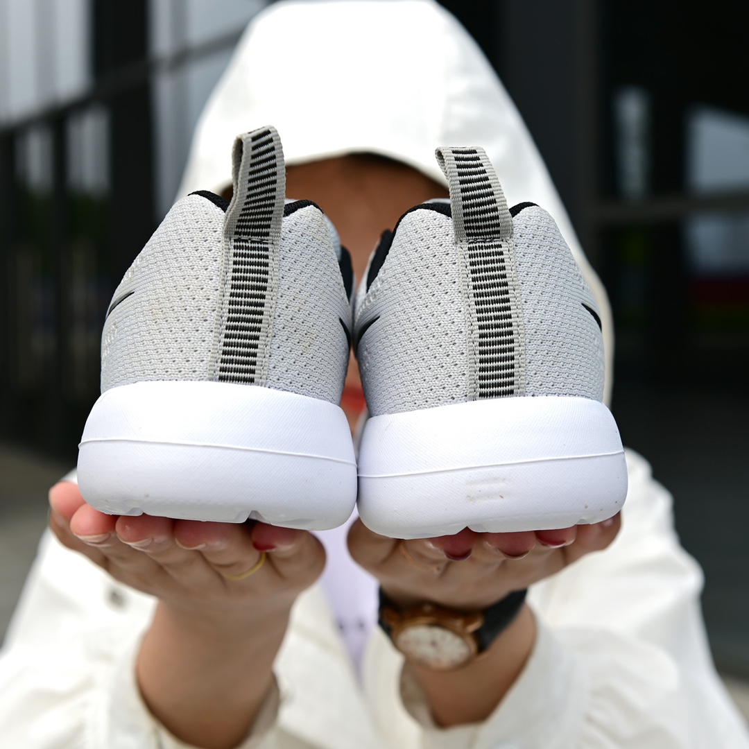90 Nike AIR ZOOM Mariah Flyknit Racer 耐克 针织透气面 舒适脚感 百搭休闲运动跑步鞋