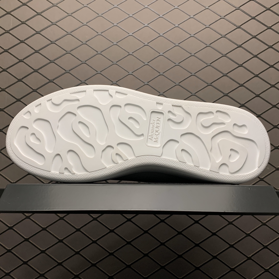 300  Alexander McQueen 麦昆2020早春最新款  面料进口头层牛皮