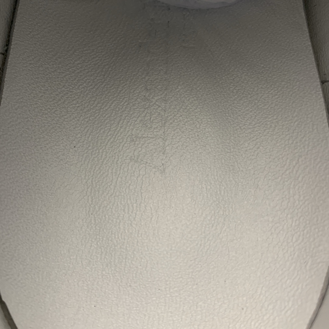 300  Alexander McQueen 麦昆2020早春最新款  面料进口头层牛皮