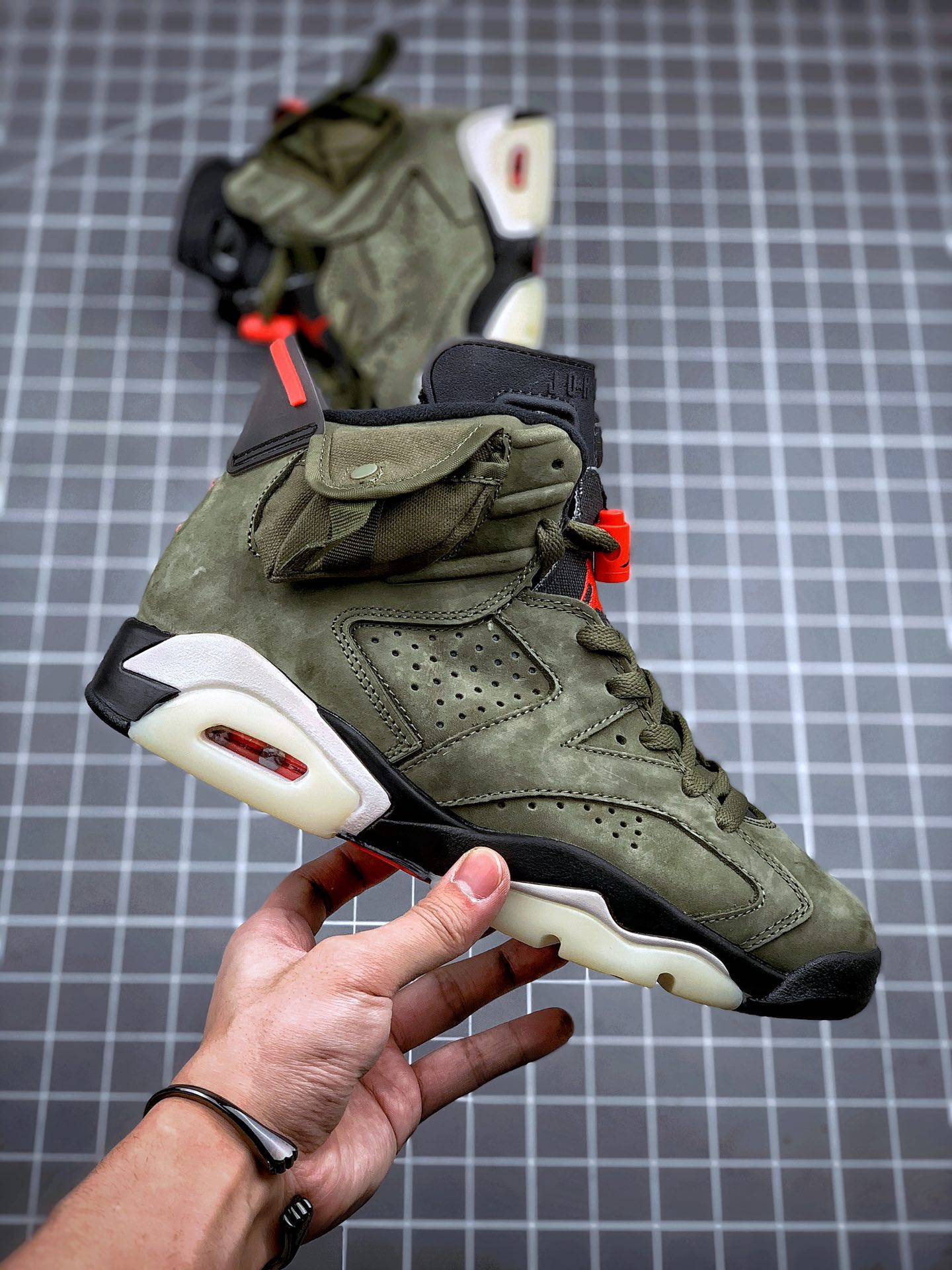 280   Travis Scott x Air Jordan 6 “Medium Olive”TS联名口袋军绿鬼脸