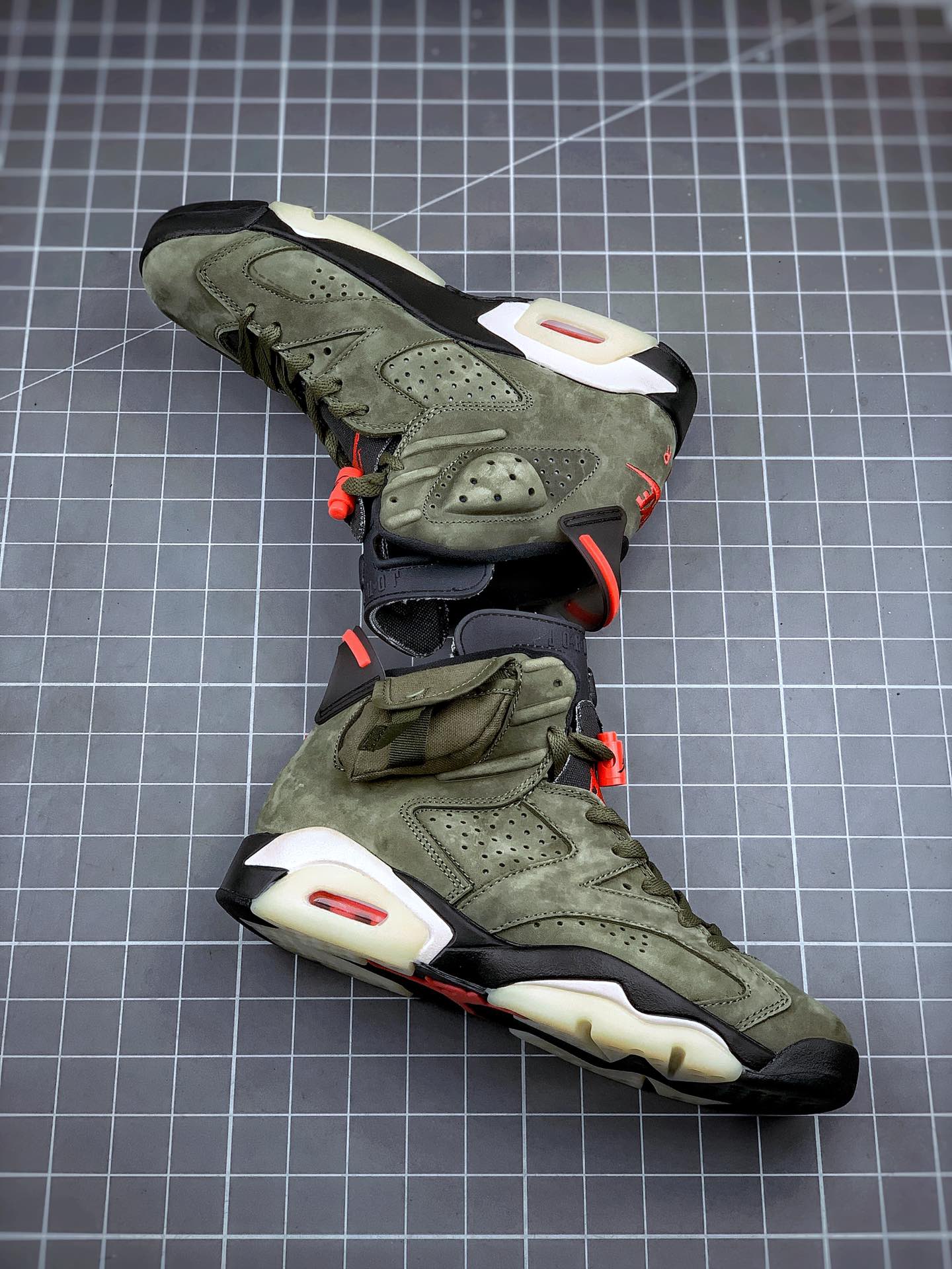 280   Travis Scott x Air Jordan 6 “Medium Olive”TS联名口袋军绿鬼脸