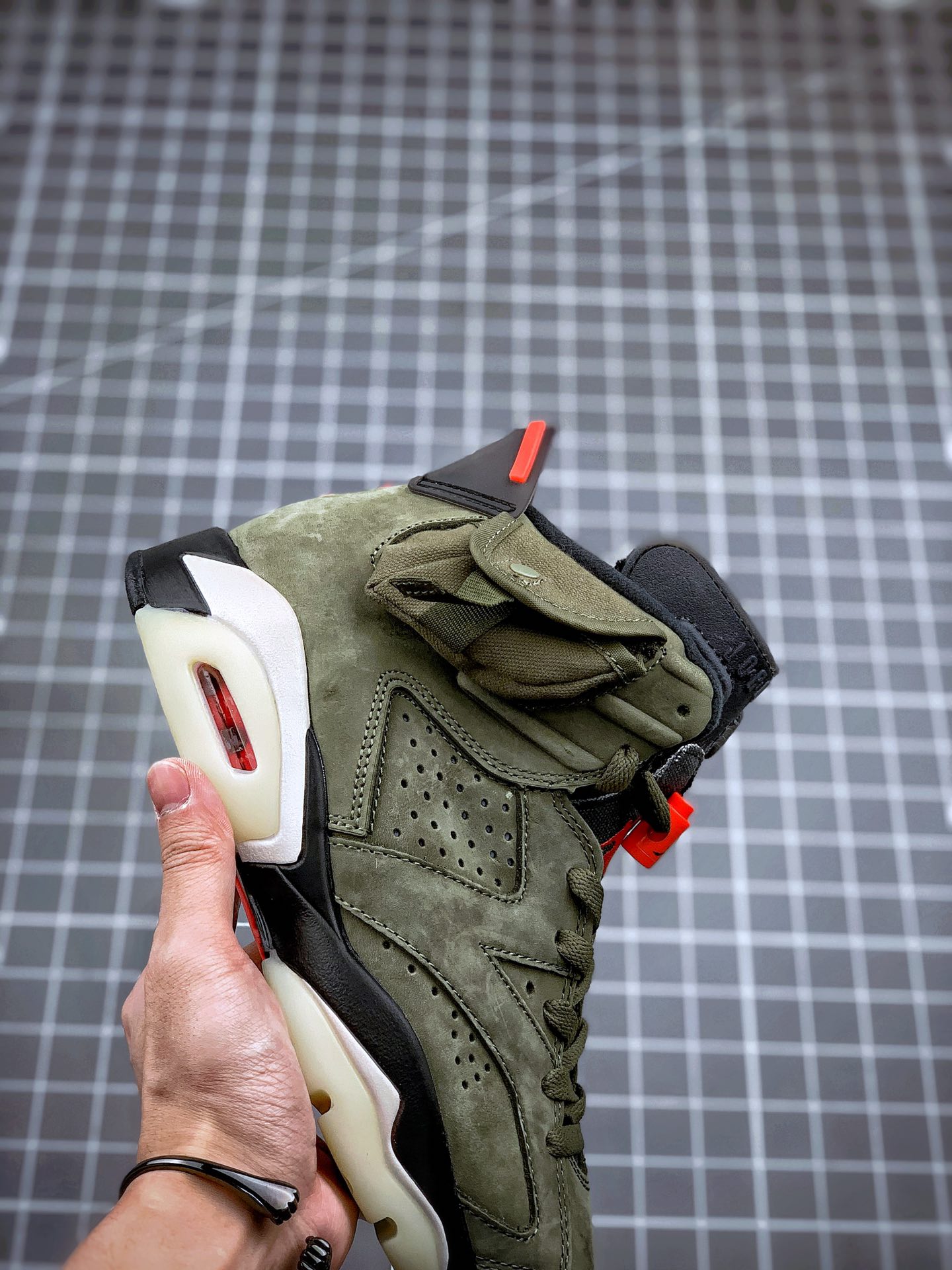 280   Travis Scott x Air Jordan 6 “Medium Olive”TS联名口袋军绿鬼脸