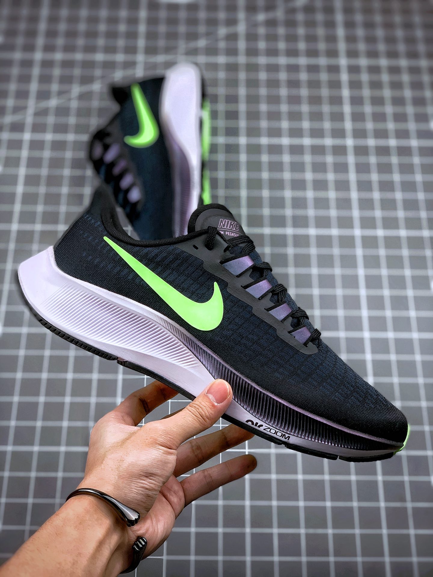 200 Air Zoom Pegasus飞马系列 外贸专供订单 原厂折返国内销售