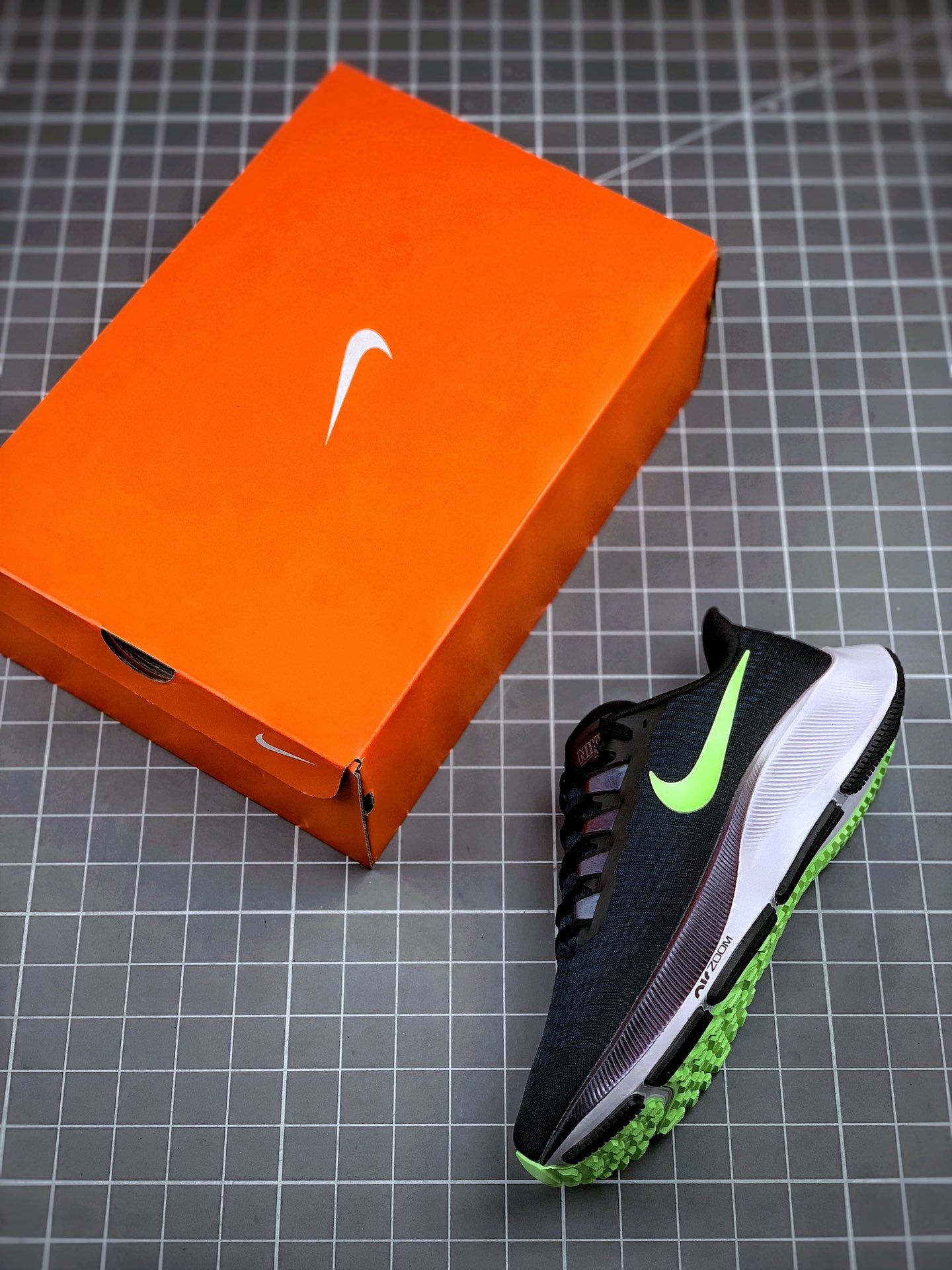 200 Air Zoom Pegasus飞马系列 外贸专供订单 原厂折返国内销售