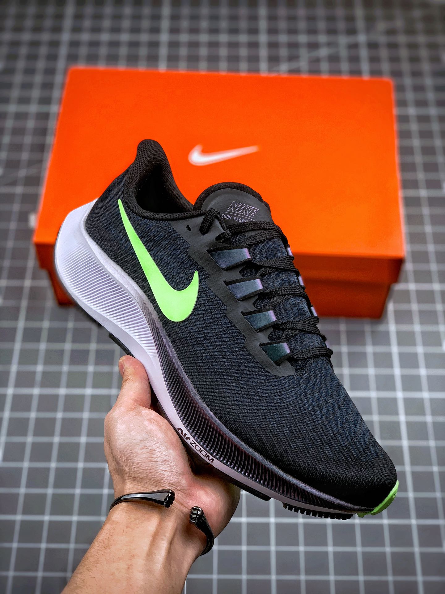 200 Air Zoom Pegasus飞马系列 外贸专供订单 原厂折返国内销售