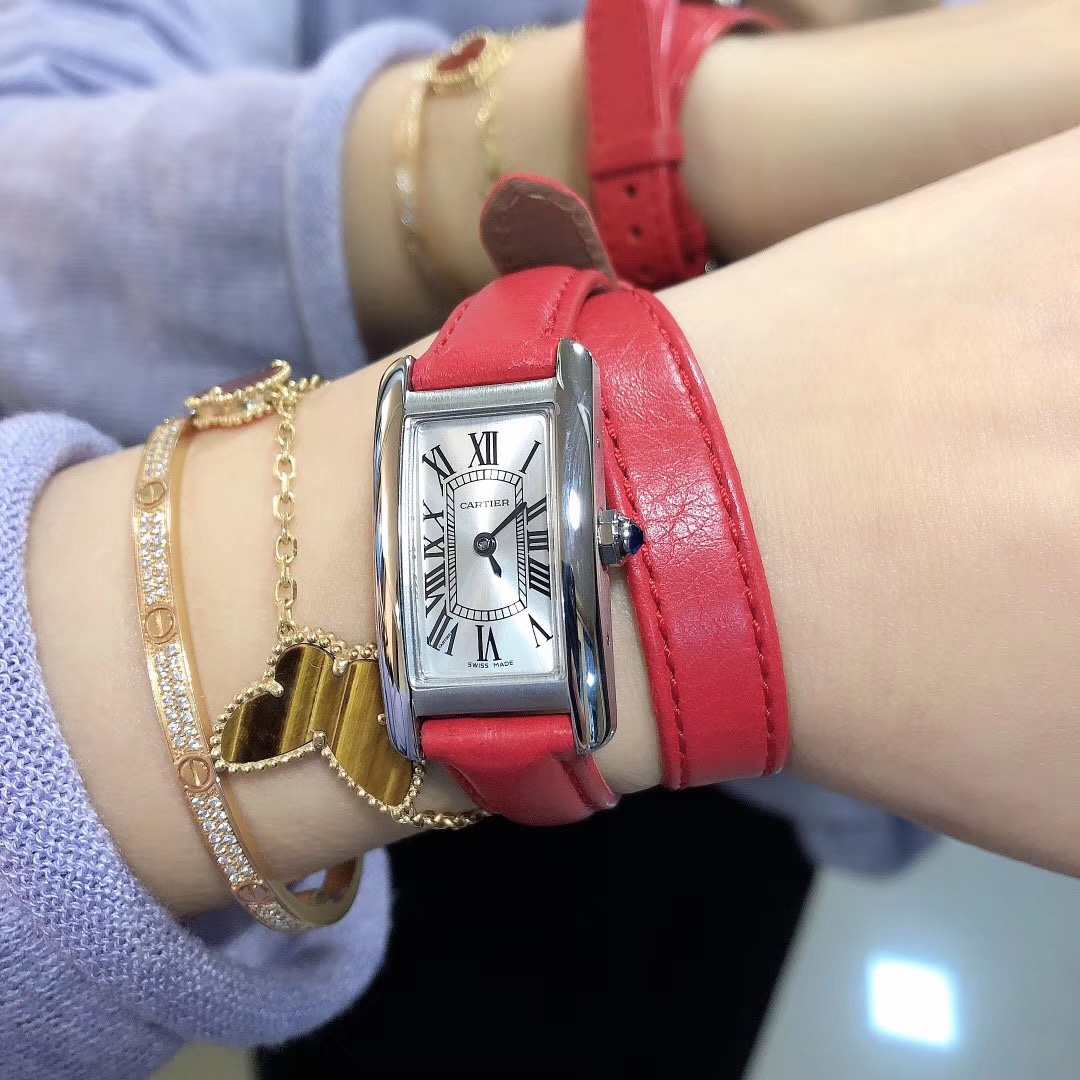 Cartier 卡地亚Tank Américaine