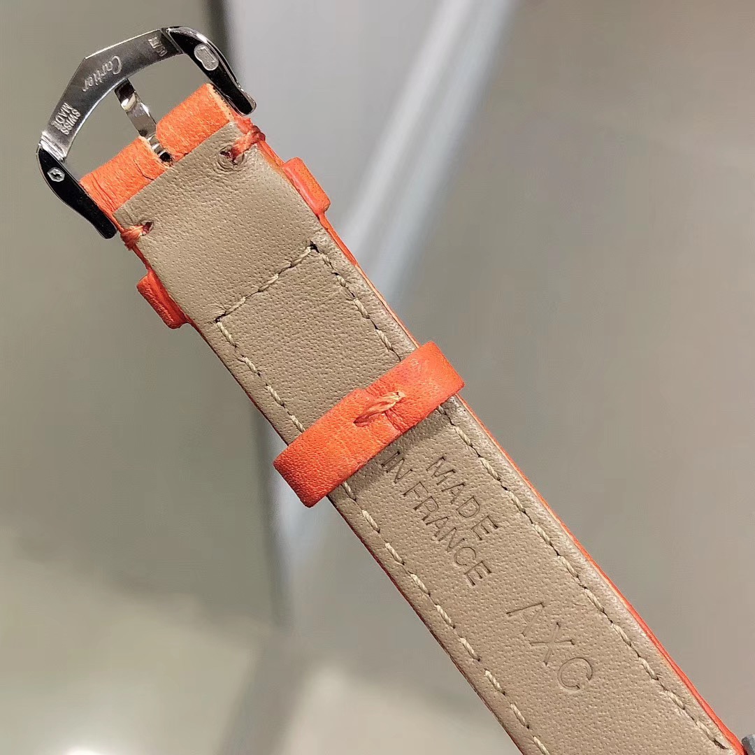 Cartier 卡地亚Tank Américaine