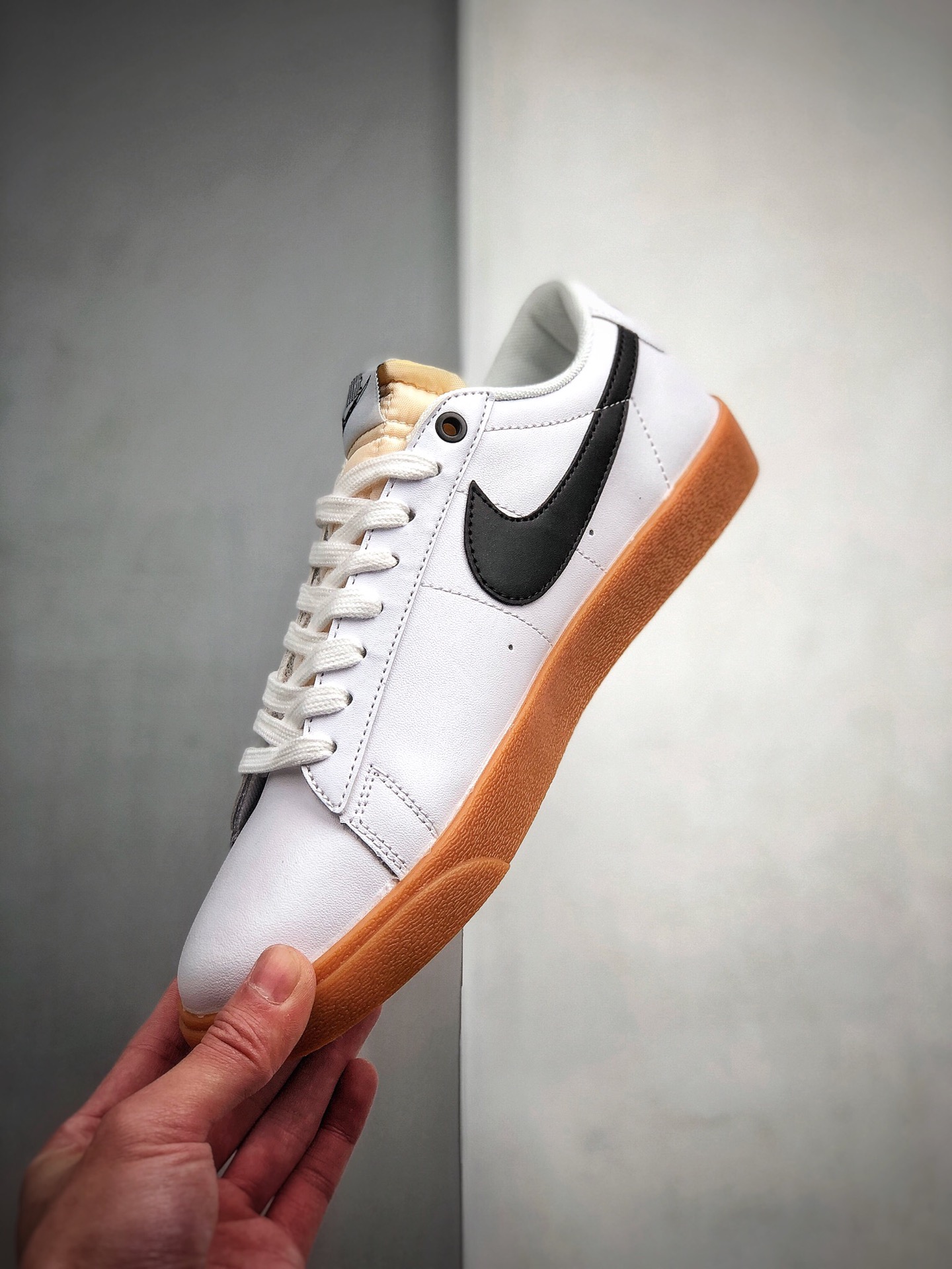 150 耐克Nike SB Blazer Canvas Low Premium”Black/White”木屑纹花鞋底复古经典低帮开拓者休闲运动板鞋 白棕 BQ4808-101