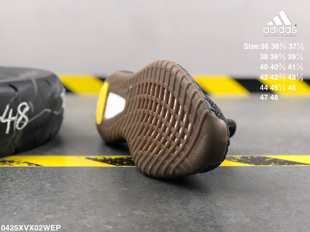 240 阿迪达斯 真标真爆 椰子350V2 YEEZY BOOST 350 3M反光 透明蕾丝LOGO  巴斯夫爆米花减震中底  运动休闲鞋