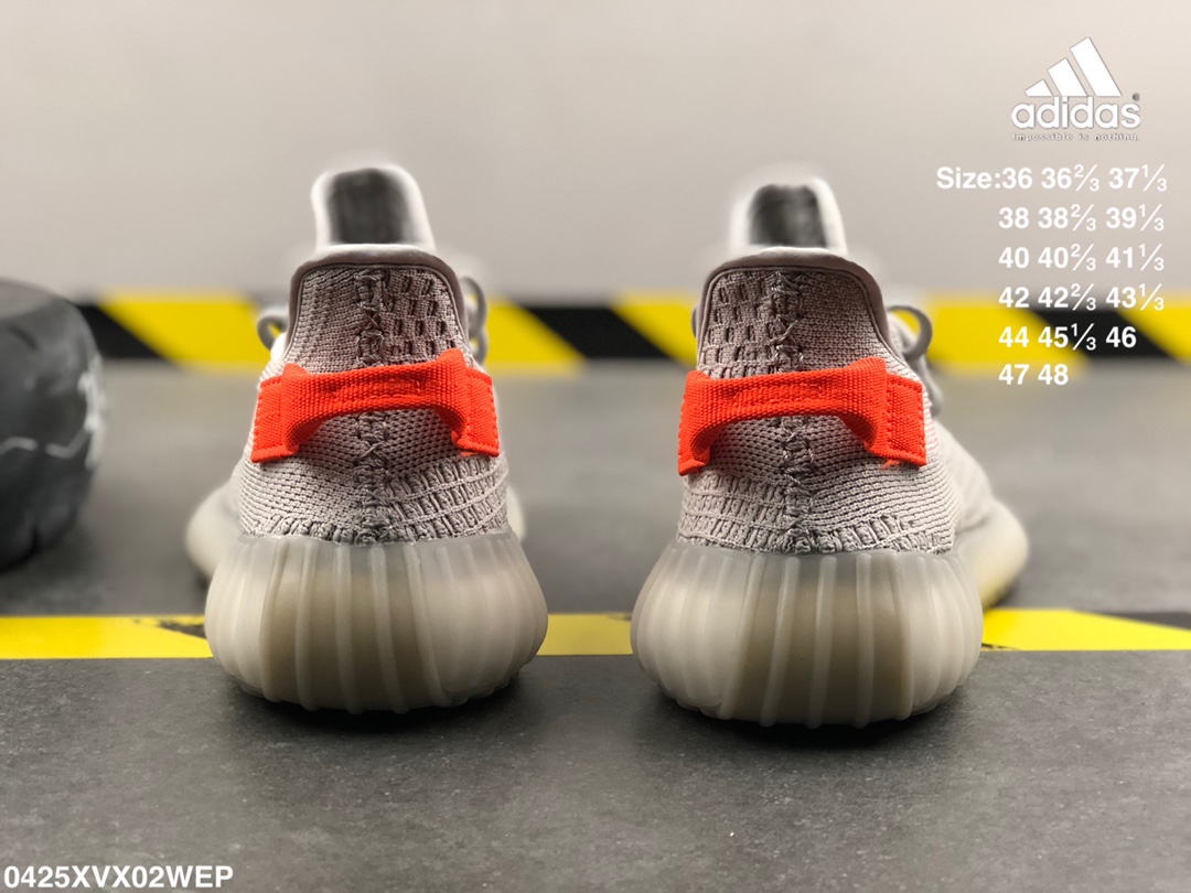 240   阿迪达斯 真标真爆 椰子350V2 YEEZY BOOST 350 3M反光 透明蕾丝LOGO  巴斯夫爆米花减震中底  运动休闲鞋