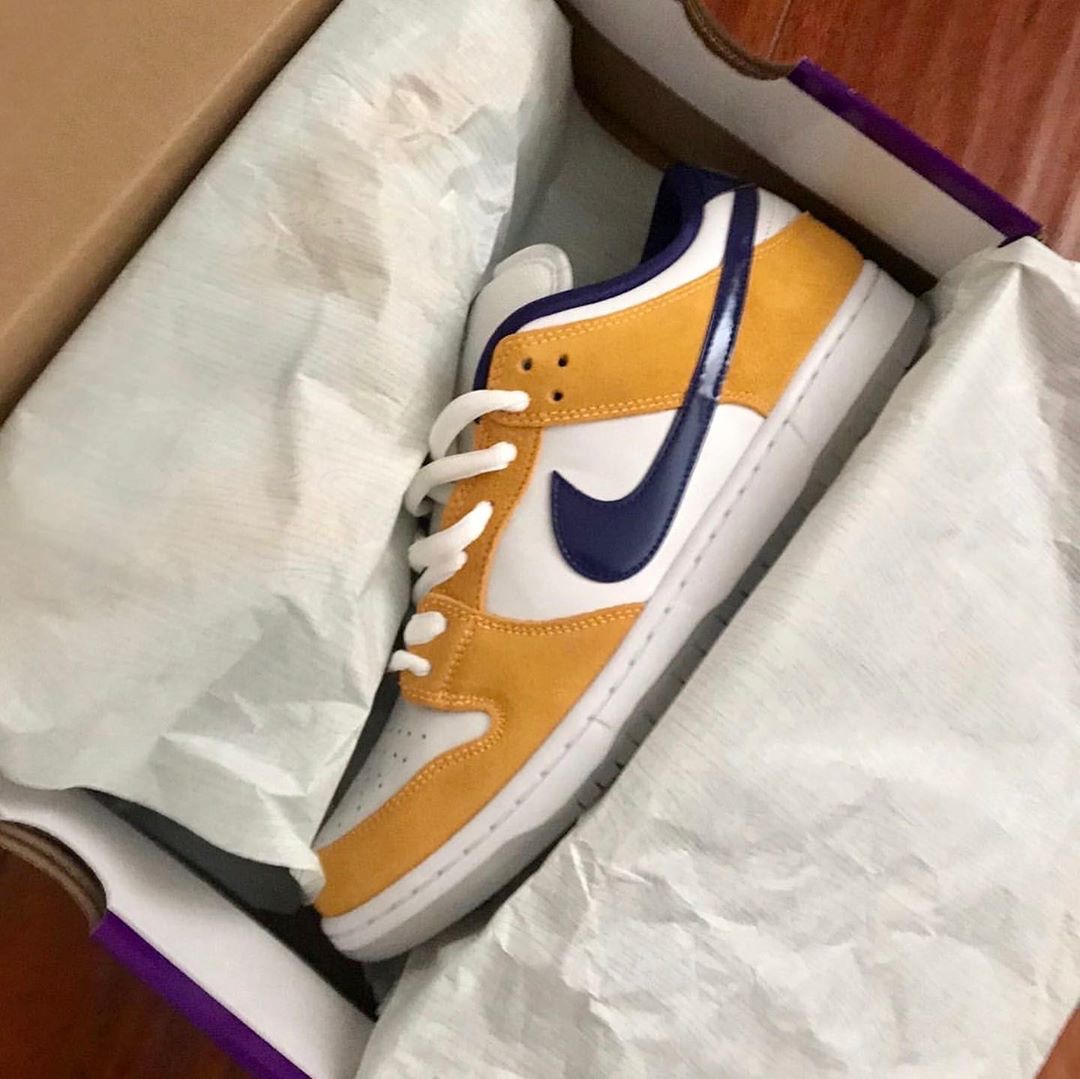 150 真标半码 耐克Nike SB Dunk Low “Laser Orange”湖人配色Nike在今年发布了多款SB Dunk Low的配色