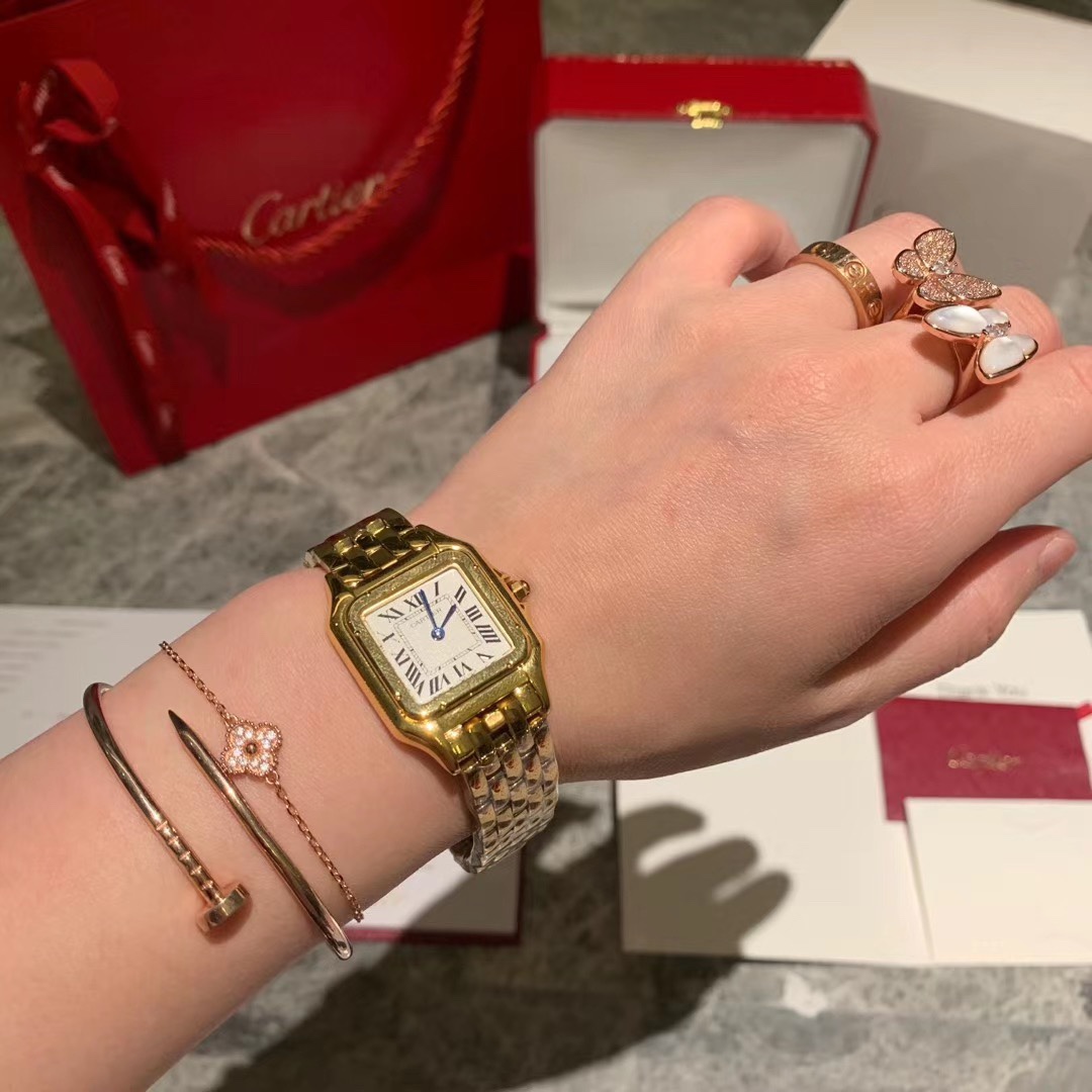 Cartier 卡地亚Panthère de Cartier 猎豹系列腕表