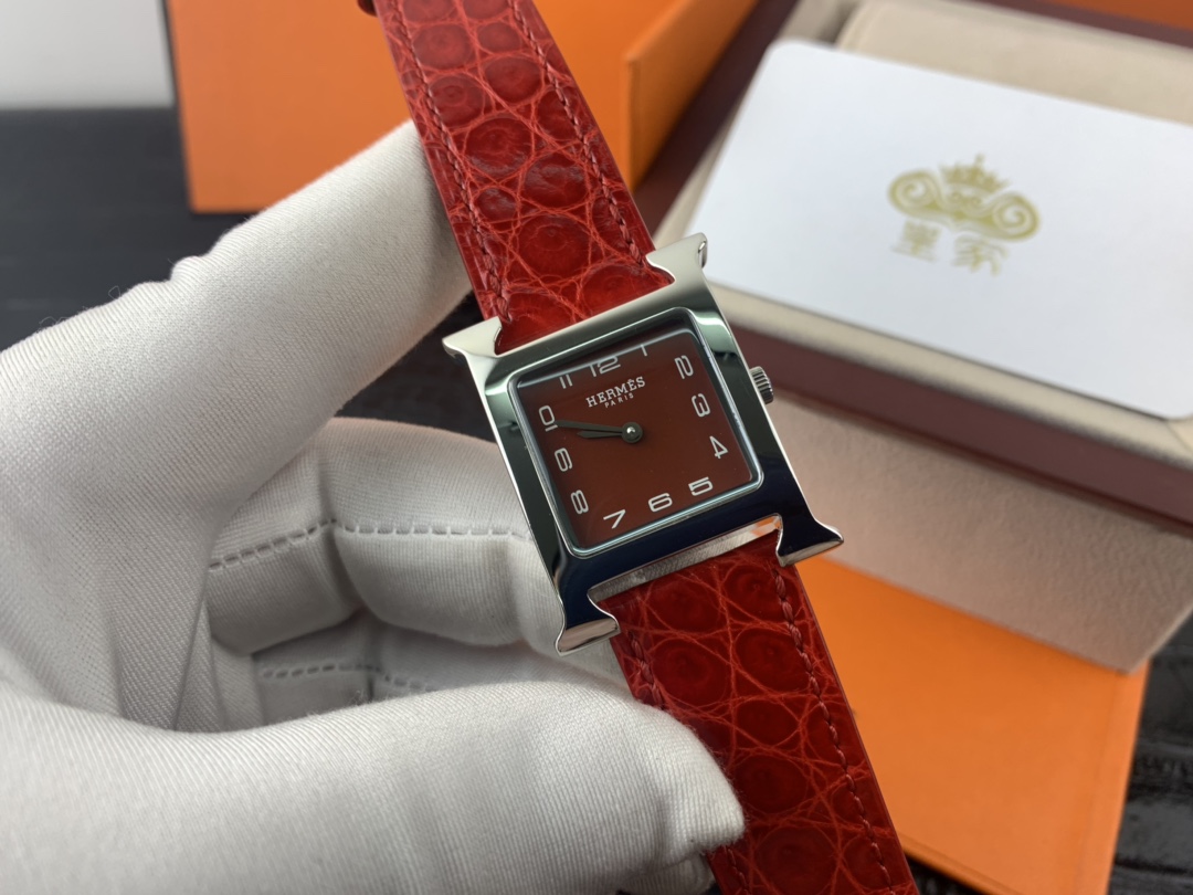 Hermès 皇家 爱马仕女表红红