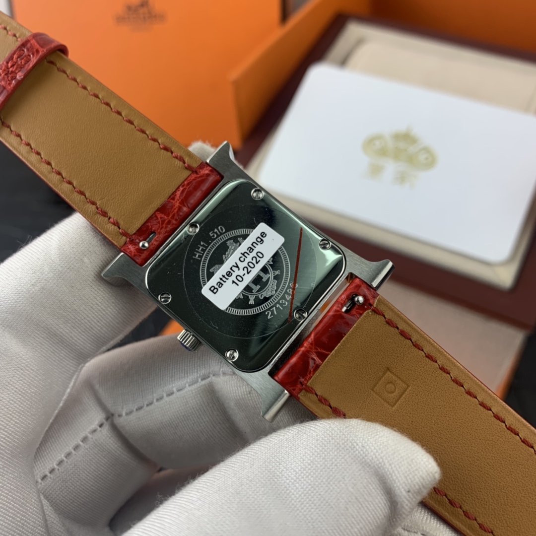 Hermès 皇家 爱马仕女表红红