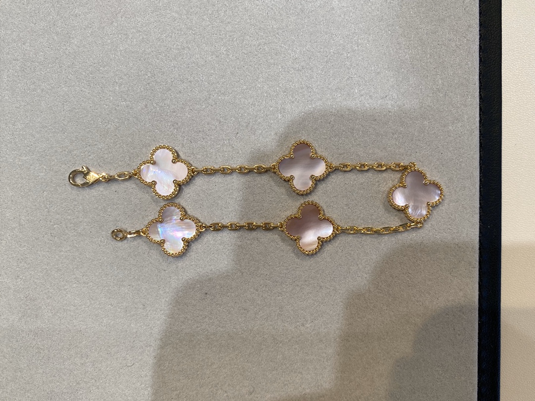 NO:632765,Pink shell five-flower bracelet 88380, bracelet, Cartier high-end jewelry19860909粉贝五花手链88380,,bracelet,卡迪亚高端饰品,Jewelry