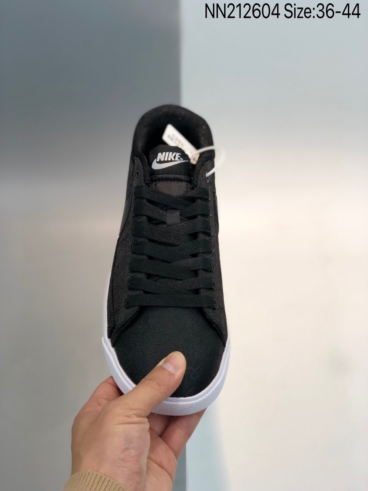 115耐克/NIKE  耐克开拓者低帮板鞋  蓝丝绸 耐克Nike W BLAZER LOW LX AV9374-281