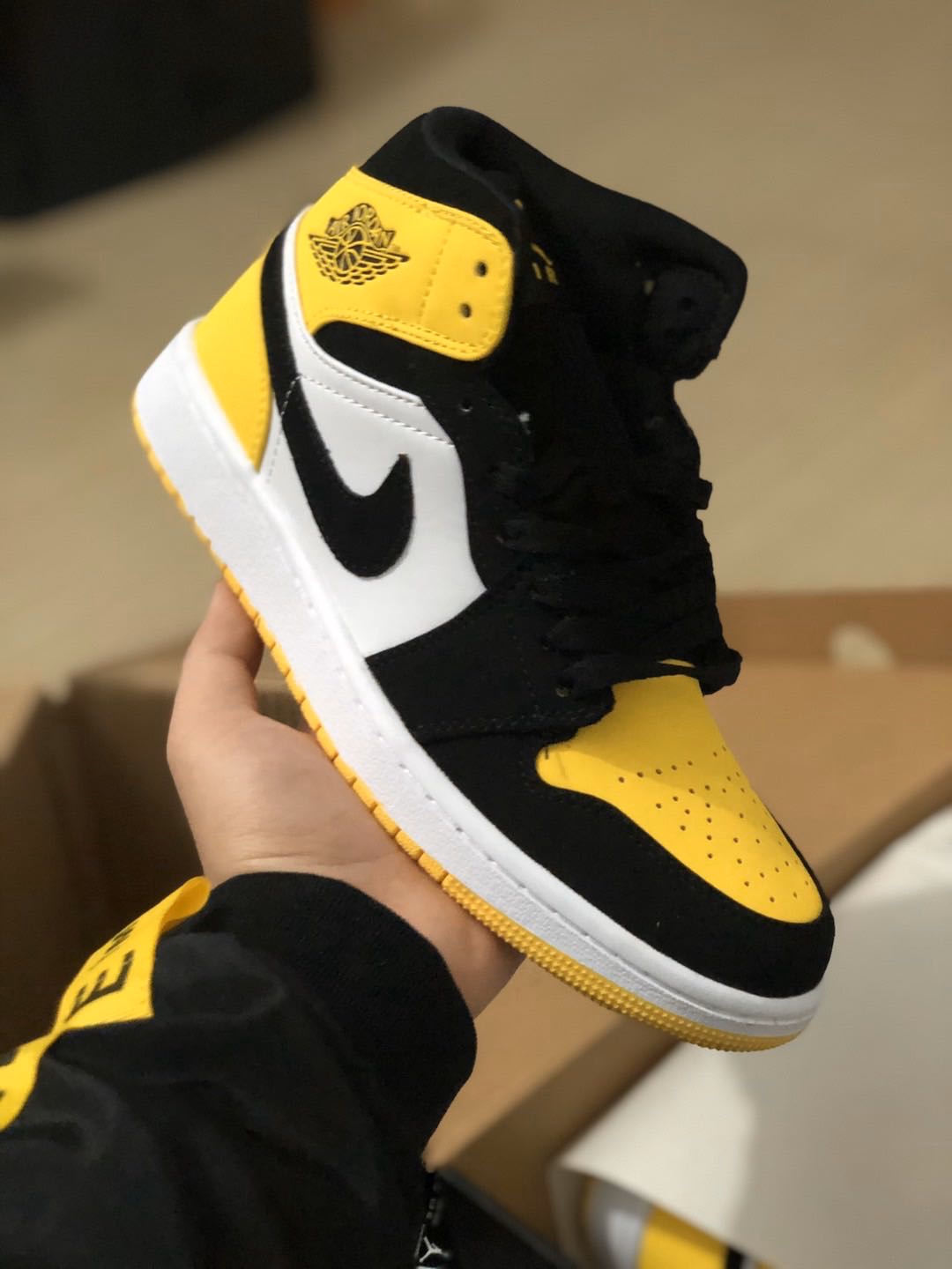 140  Air Jordan 1 Dark Olive AJ1 Mid
