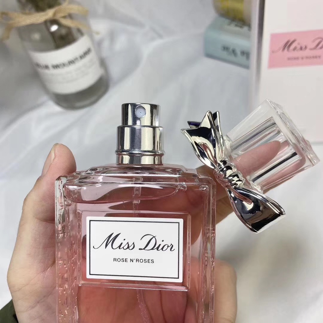 Miss Dior Rose N' Roses Eau de Toilette 100ml - Floral & Fresh Fragrance 5 i1587887573 4608 3