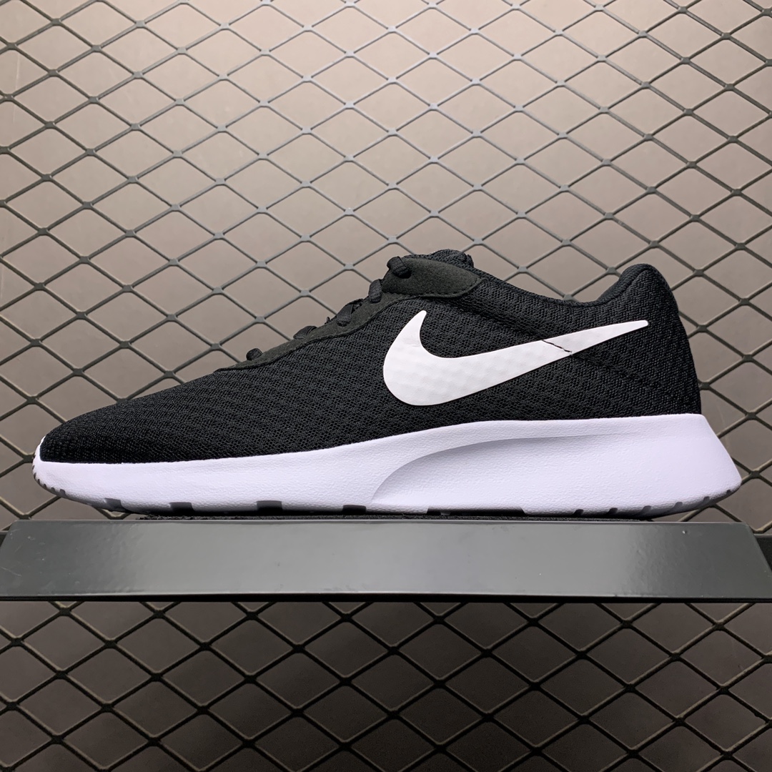 205  Nike Tunjun奥三 奥运三代网面透气跑步鞋 812654-011