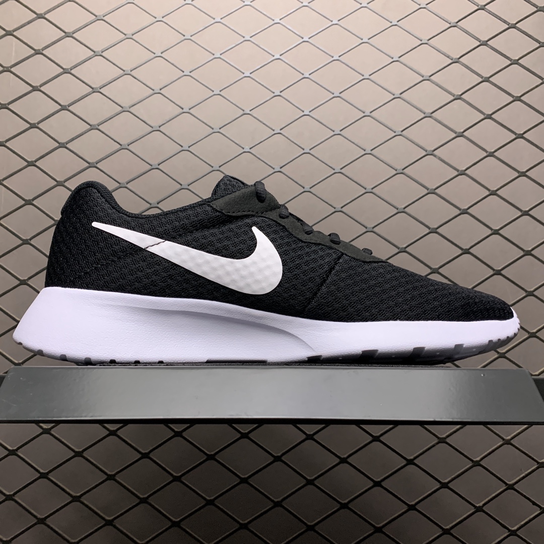 205  Nike Tunjun奥三 奥运三代网面透气跑步鞋 812654-011