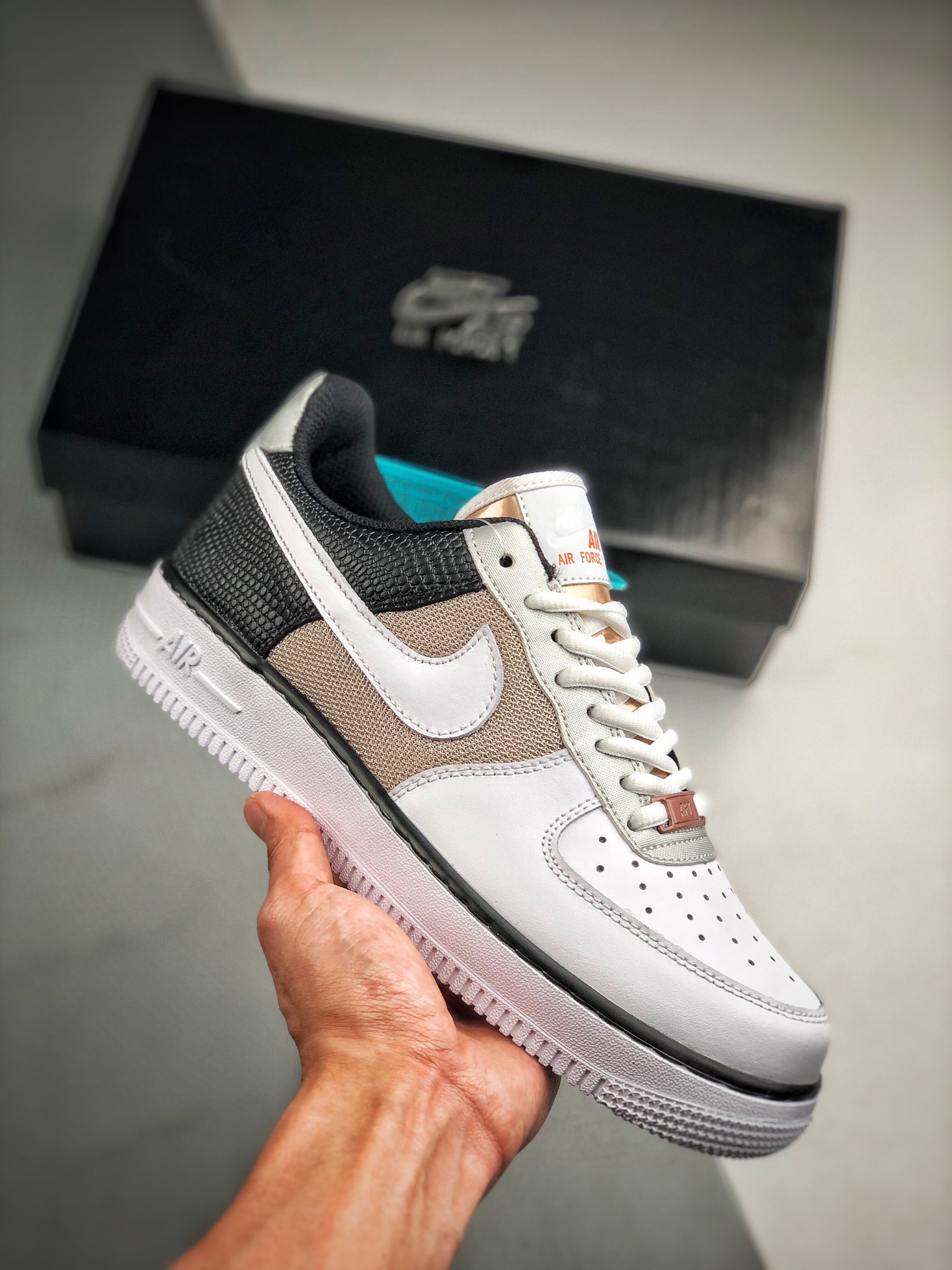 210 Air Force 1 '07 ”Vast Grey/Sail-Black” “拼色白金银黑灰橙网”CT3434-001 空军一号经低典帮百搭休闲动运板鞋