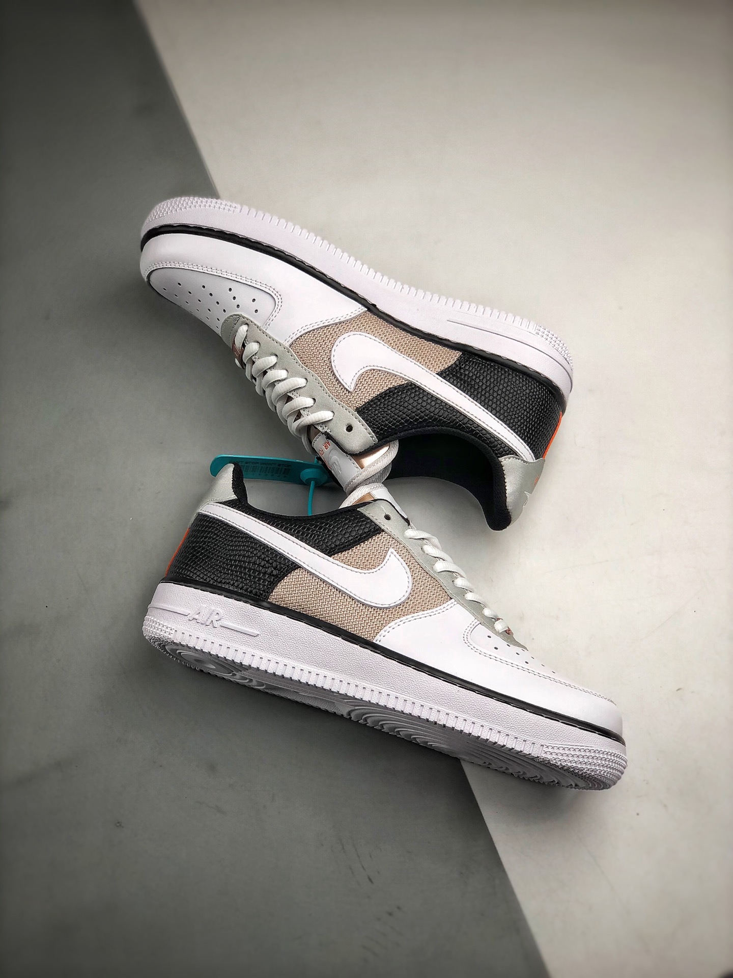 210 Air Force 1 '07 ”Vast Grey/Sail-Black” “拼色白金银黑灰橙网”CT3434-001 空军一号经低典帮百搭休闲动运板鞋