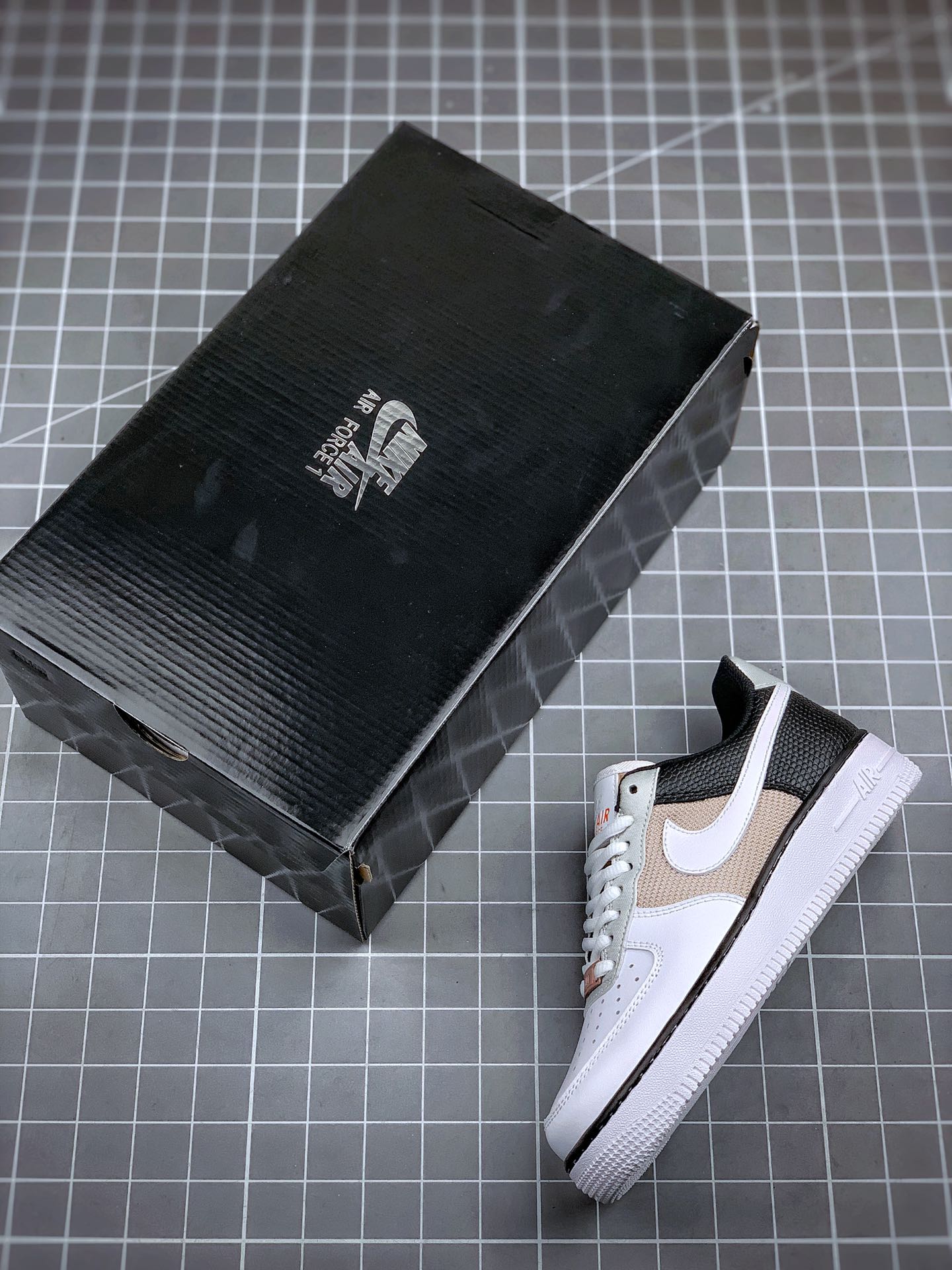 220 Air Force 1 '07 ”Vast Grey/Sail-Black” “拼色白金银黑 灰橙 网”CT3434-001