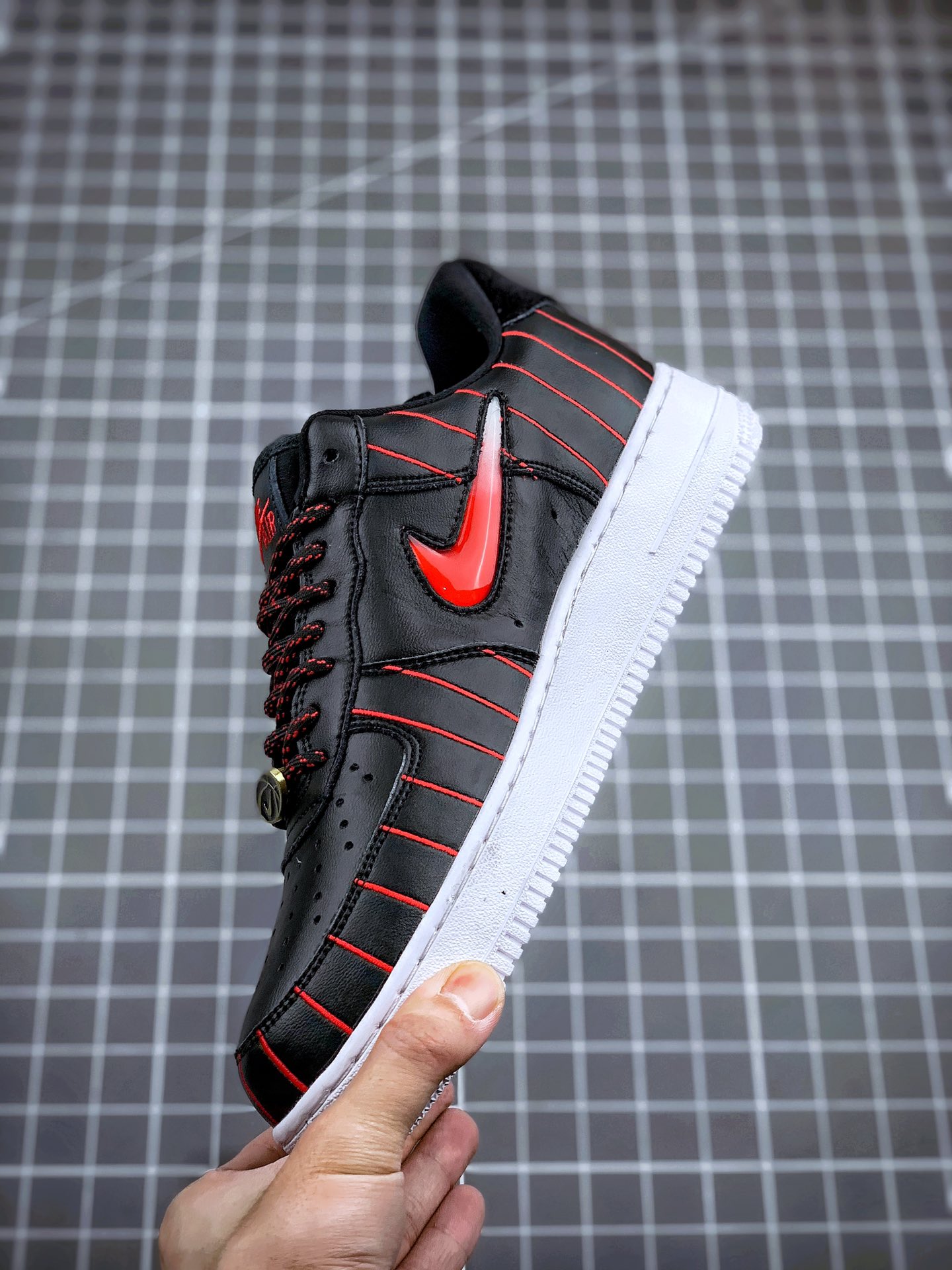 240 Nike Air Force 1 Jewel 空军小勾风格 芝加哥黑红果冻空军一号板鞋 CU6359-001
