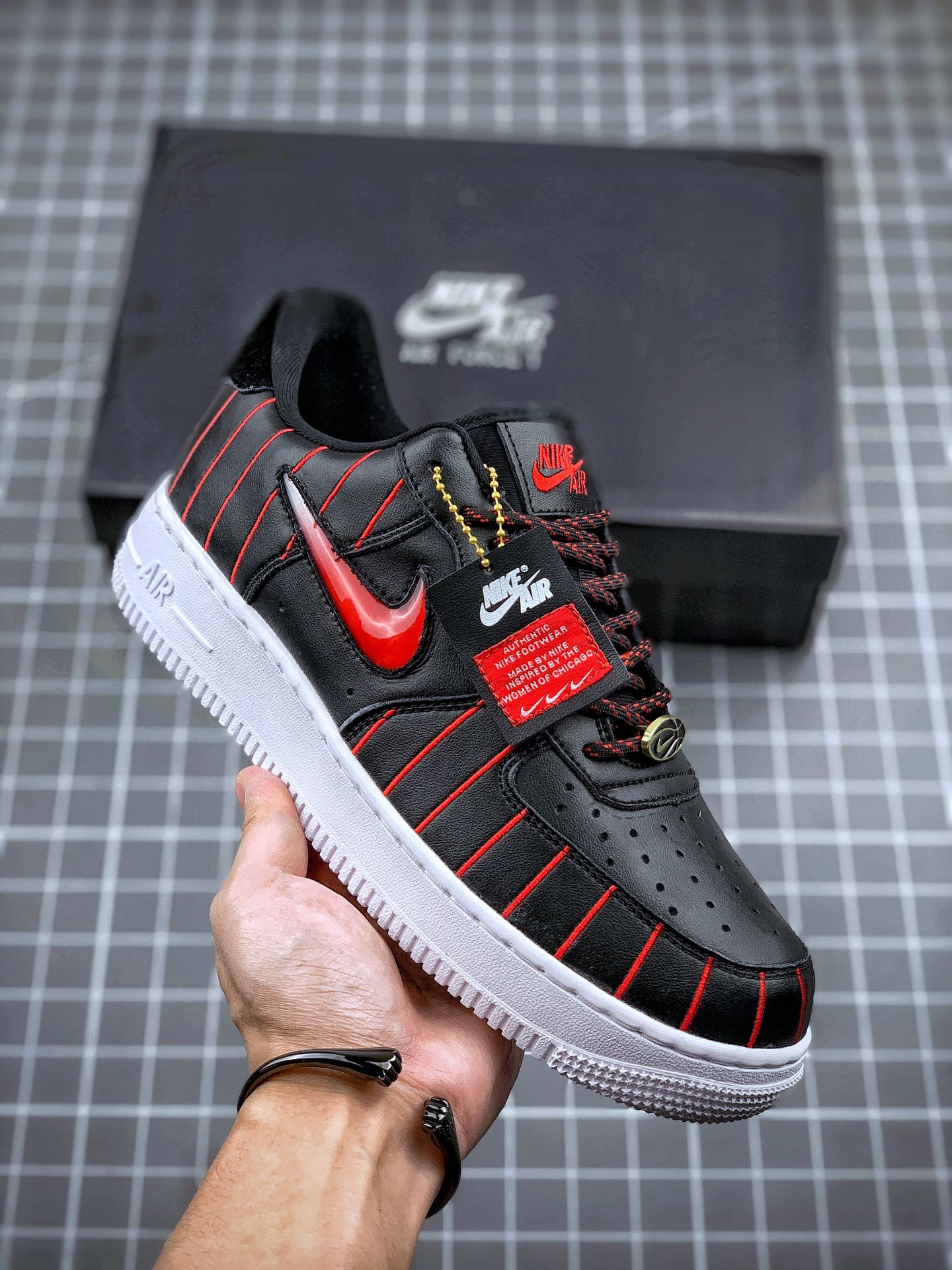 240 Nike Air Force 1 Jewel 空军小勾风格 芝加哥黑红果冻空军一号板鞋 CU6359-001