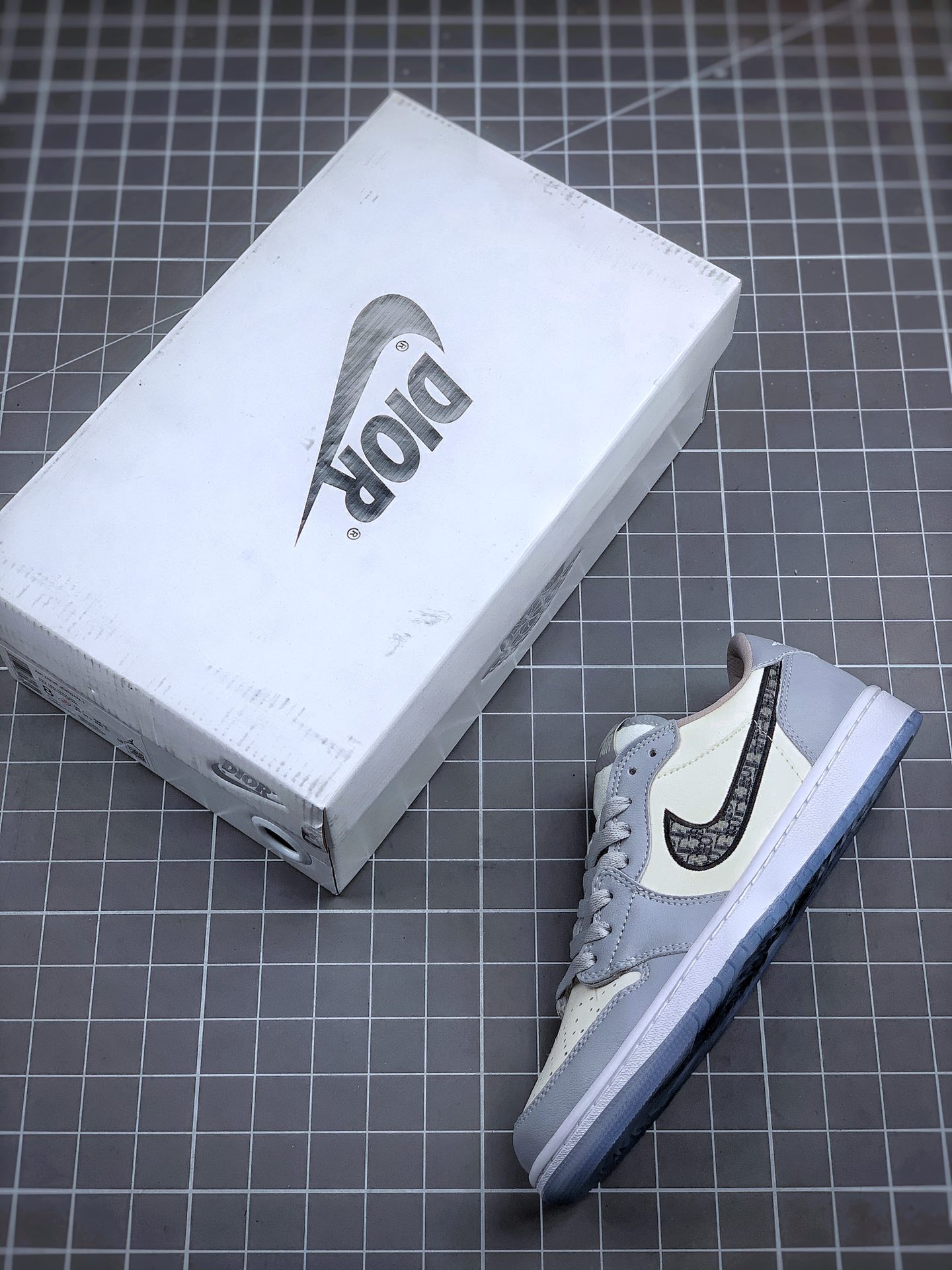 240 Dior x Air Jordan 1 Low 迪奥低帮 原盒头层正确版本