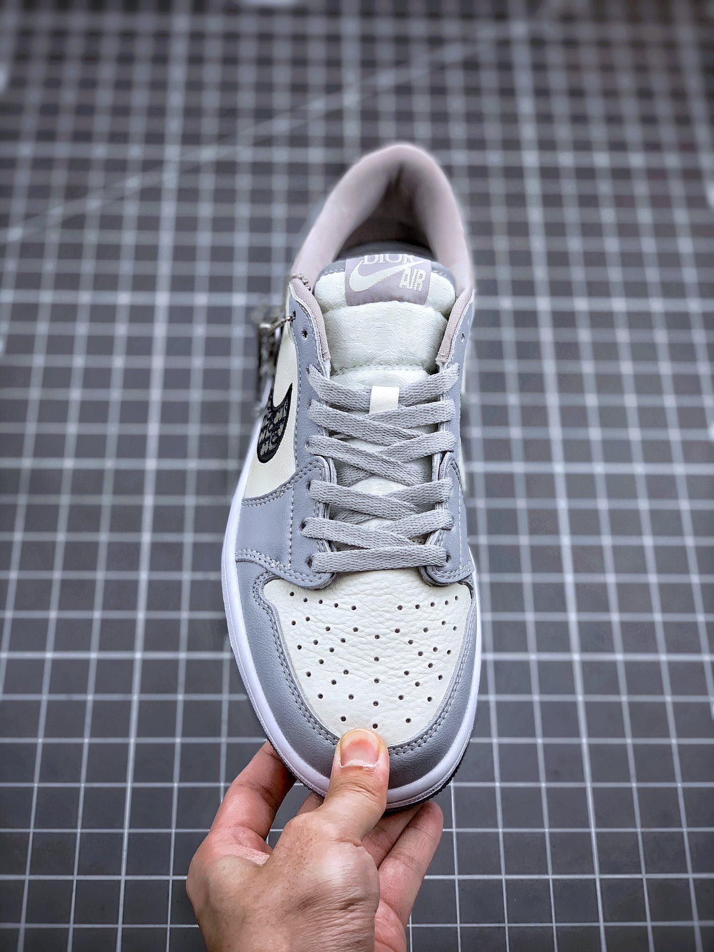 240 Dior x Air Jordan 1 Low 迪奥低帮 原盒头层正确版本